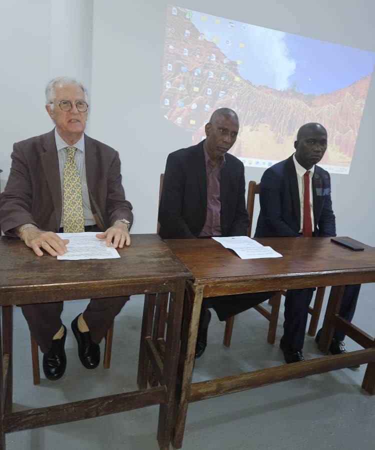 <p>
	TRIBUNAL DE CONTAS CAPACITA OS SEUS T&Eacute;CNICOS EM MAT&Eacute;RIA DE AN&Aacute;LISE E ELABORA&Ccedil;&Atilde;O DE PARECER DA CONTA GERAL DO ESTADO.</p>
